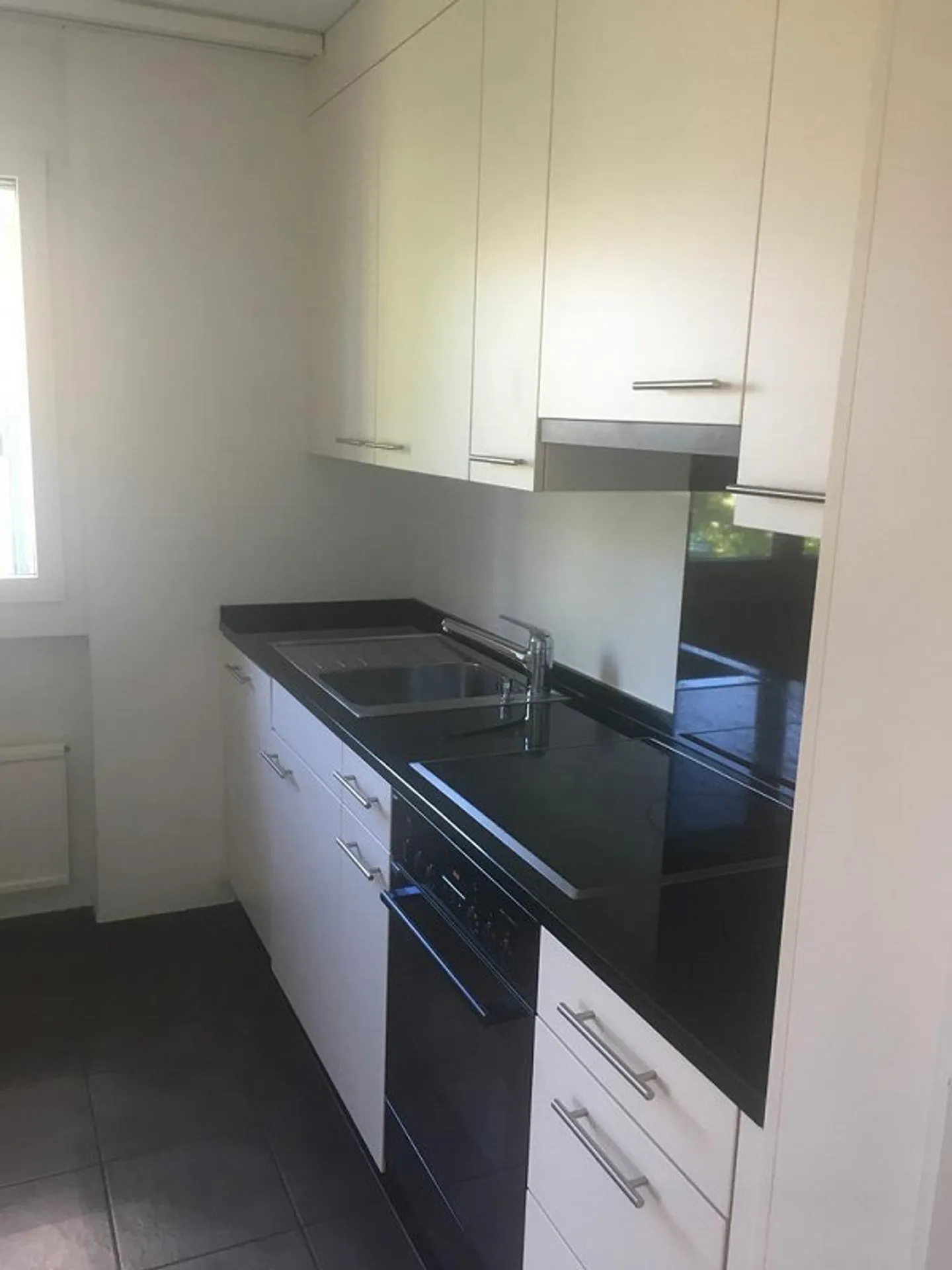 Appartement 2.5 pièces au 2ème étage - Photo 2 sur 5