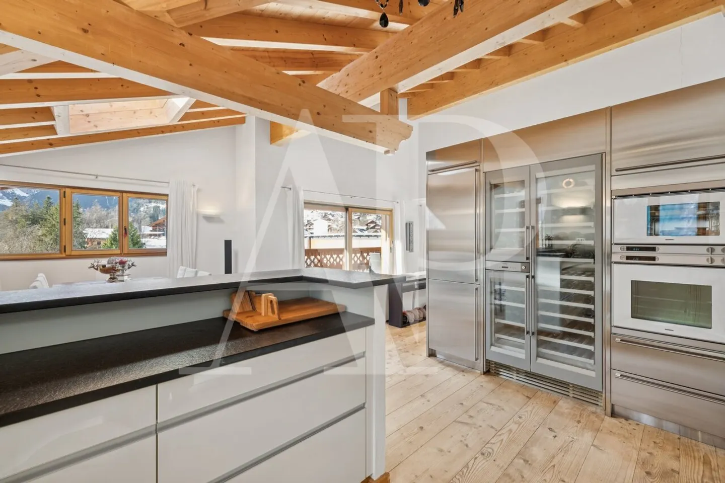 Exclusivité - Duplex alpin-chic d’exception  - Photo 6 sur 22