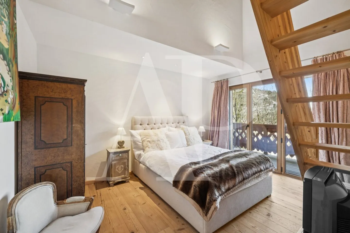 Exclusivité - Duplex alpin-chic d’exception  - Photo 8 sur 22