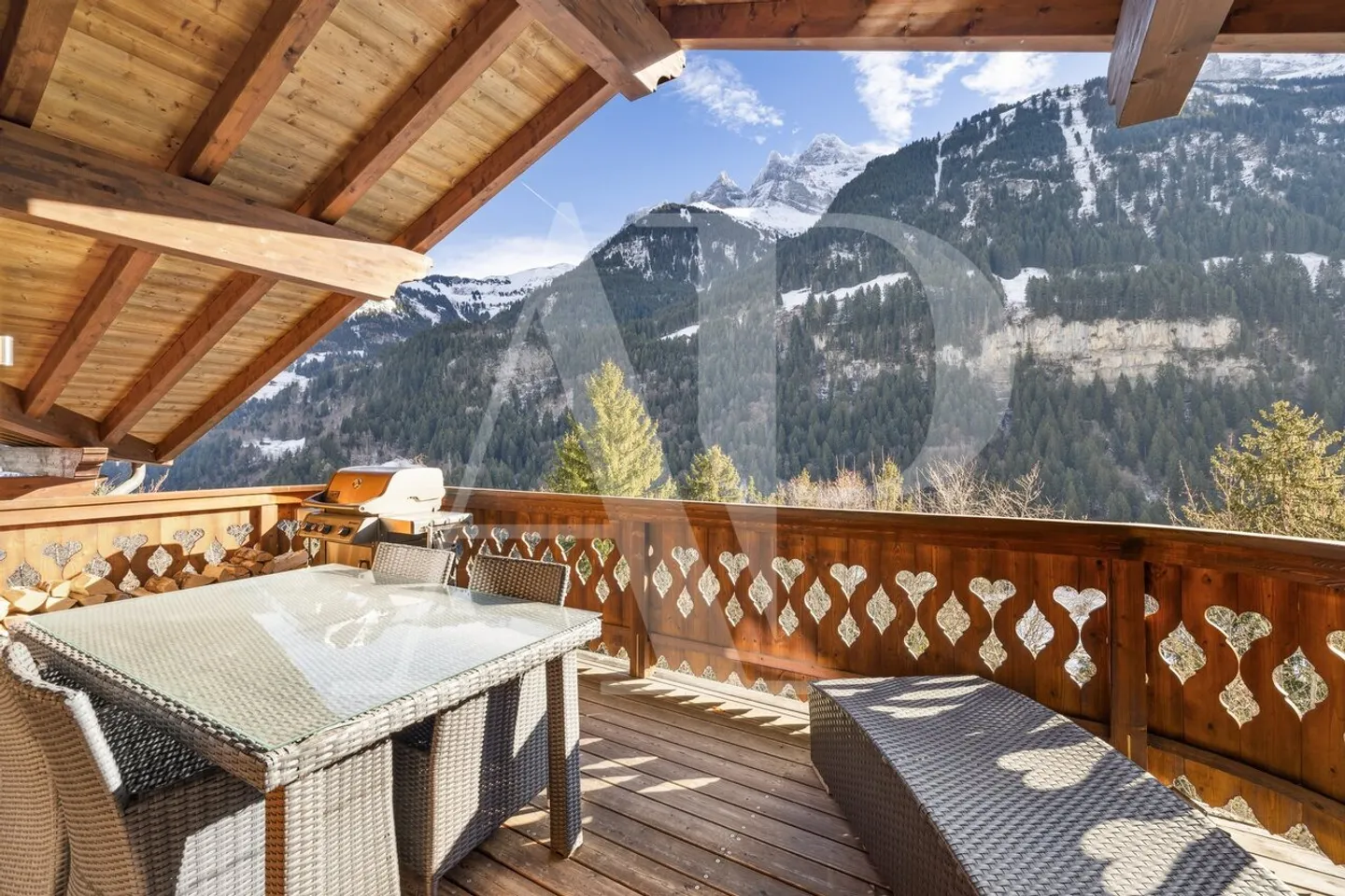 Exclusivité - Duplex alpin-chic d’exception  - Photo 21 sur 22