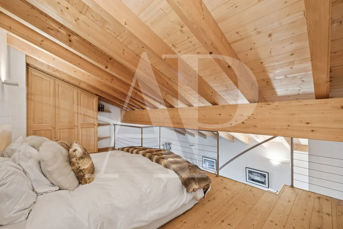 Exclusivité - Duplex alpin-chic d’exception  - Photo 16 sur 22