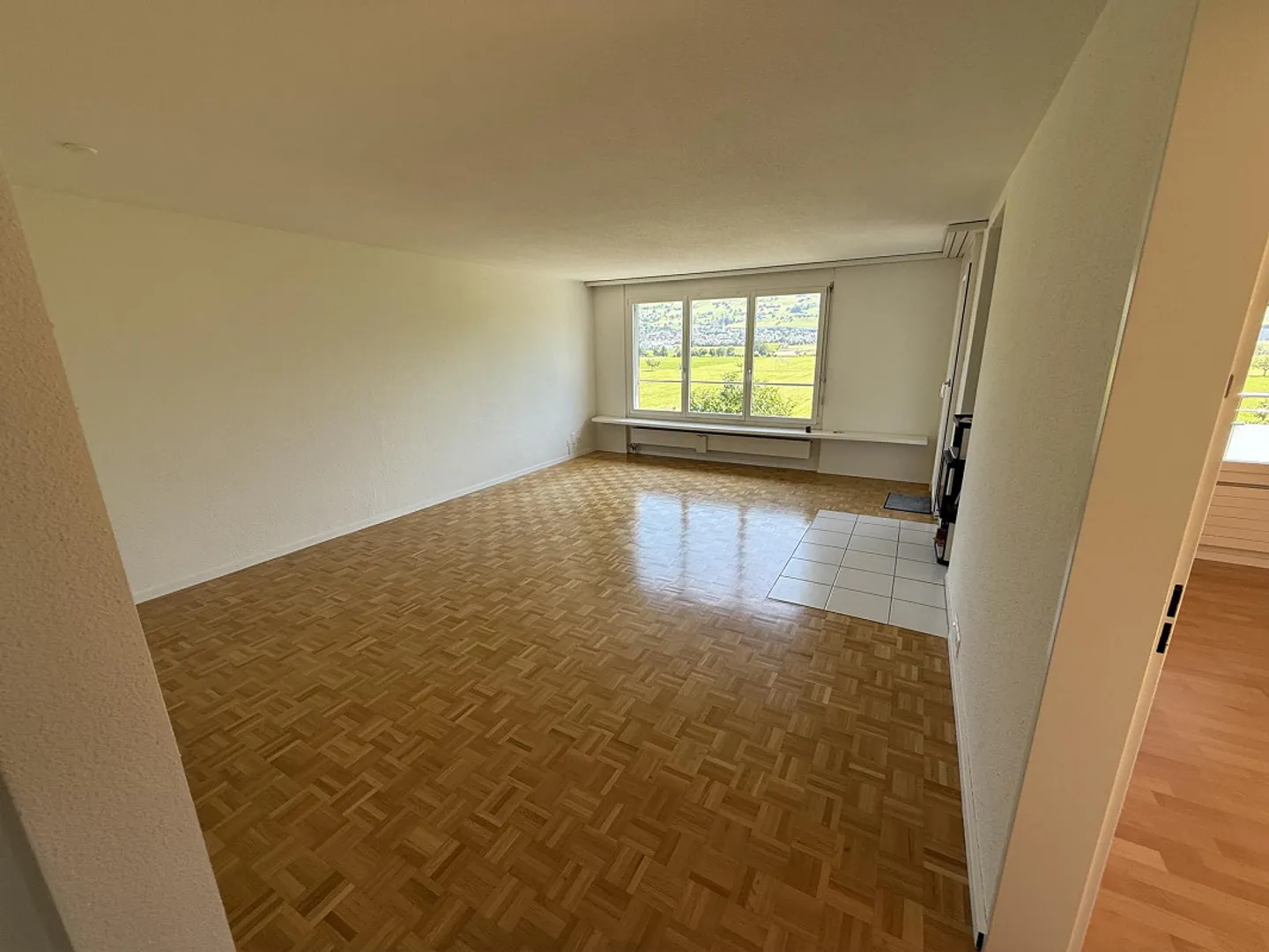 Geräumige Dachwohnung - Foto 2 von 8