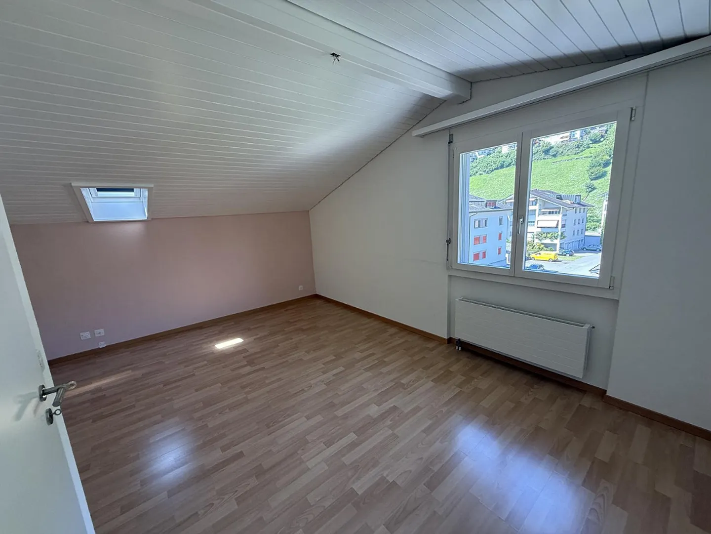 Geräumige Dachwohnung - Foto 5 von 8