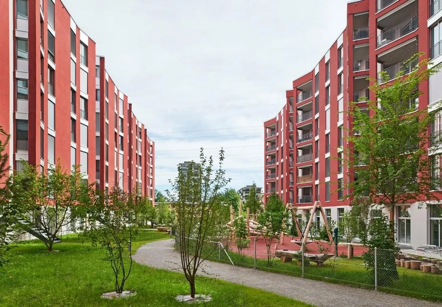 RENT WITHOUT DEPOSIT - Living in Stettbach Mitte - Photo 1 of 8