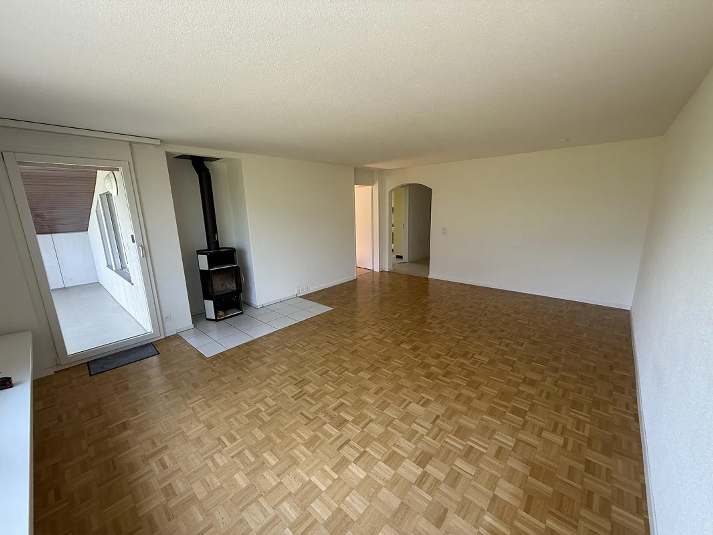 Geräumige Dachwohnung - Foto 1 von 8
