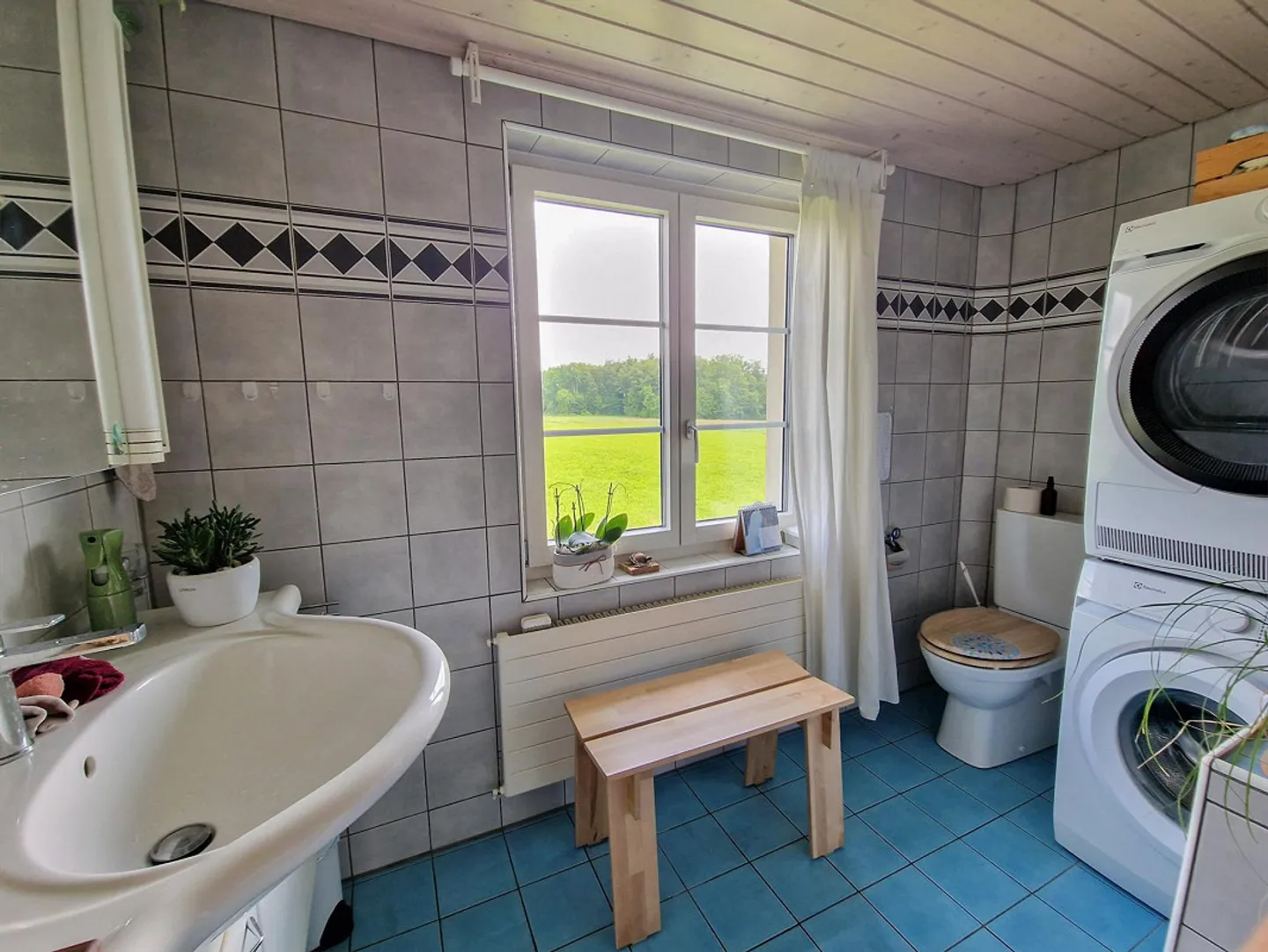 Appartement de 5,5 pièces au 1er étage dans une ancienne ferme à Bützberg - Photo 7 sur 12