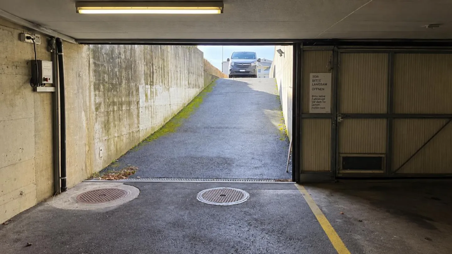 Place de parking souterrain - Photo 3 sur 3