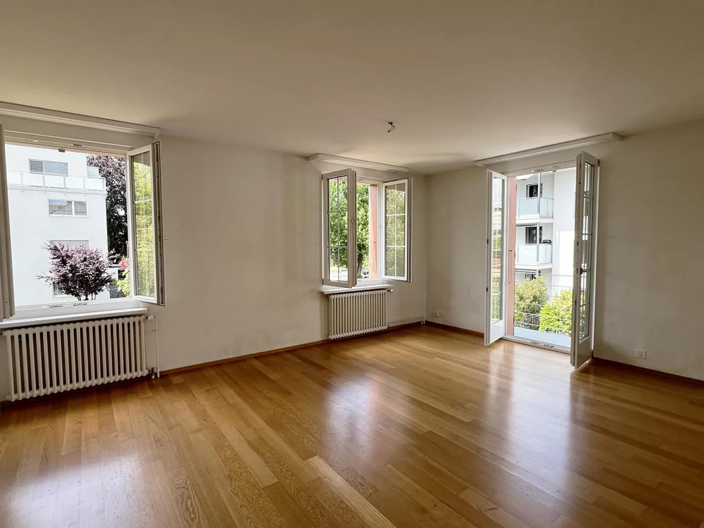 Charmante maison à 2 générations dans un endroit calme à Birsfelden - Photo 2 sur 19
