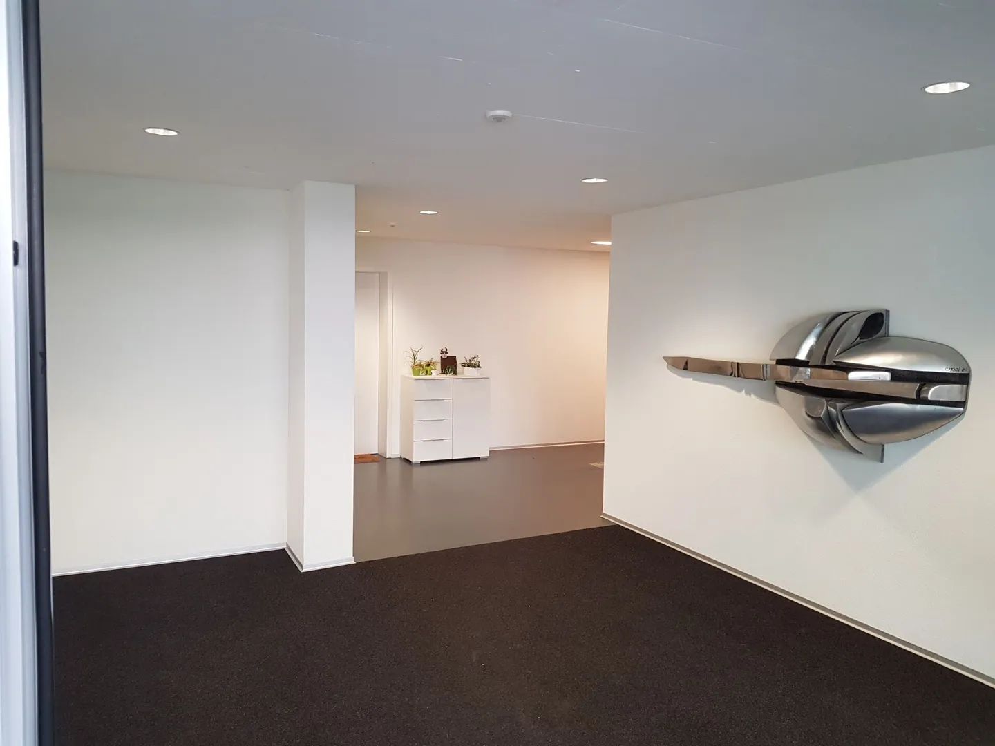 Il tuo moderno appartamento di 2,5 stanze con grande balcone - Foto 8 di 10