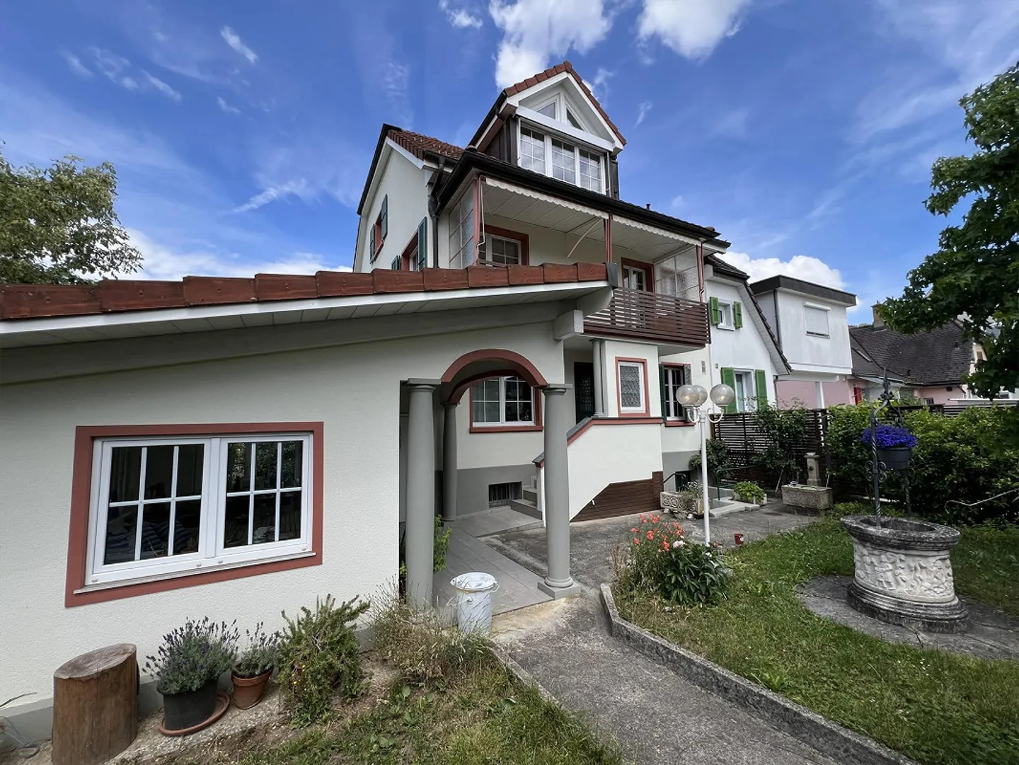 Charmante maison à 2 générations dans un endroit calme à Birsfelden - Photo 3 sur 19