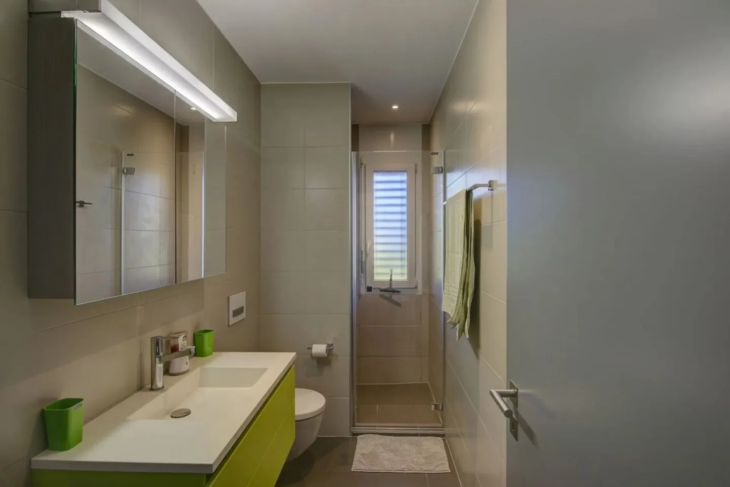 High-end penthouse with panoramic view - Photo 4 of 13