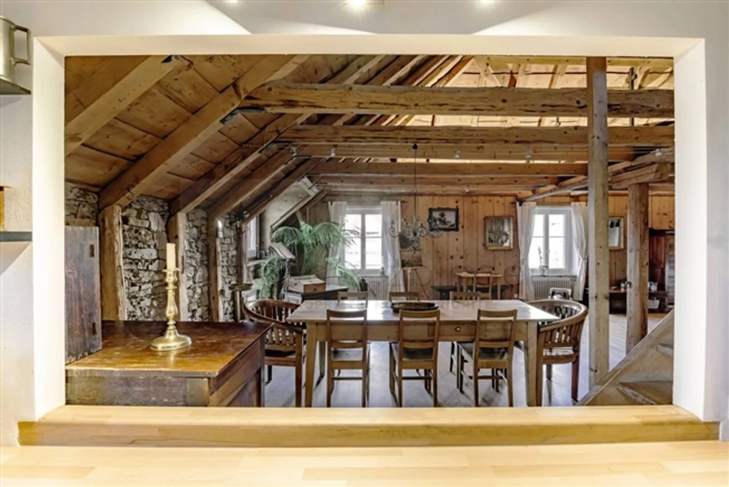 Elegante Appartamento Duplex a La Chaux-de-Fonds - Foto 1 di 6