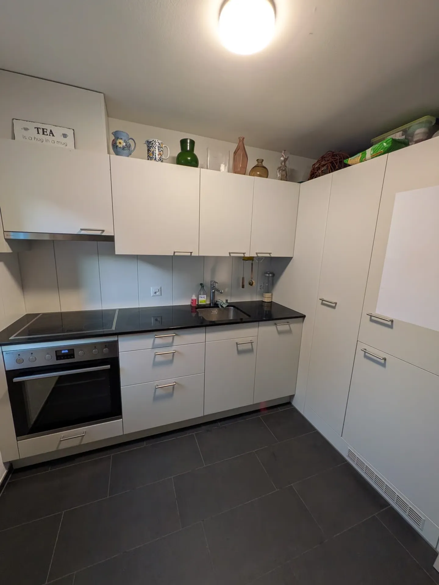 Charmante appartement 2 pièces avec nouveau balcon à Soleure - Photo 5 sur 9