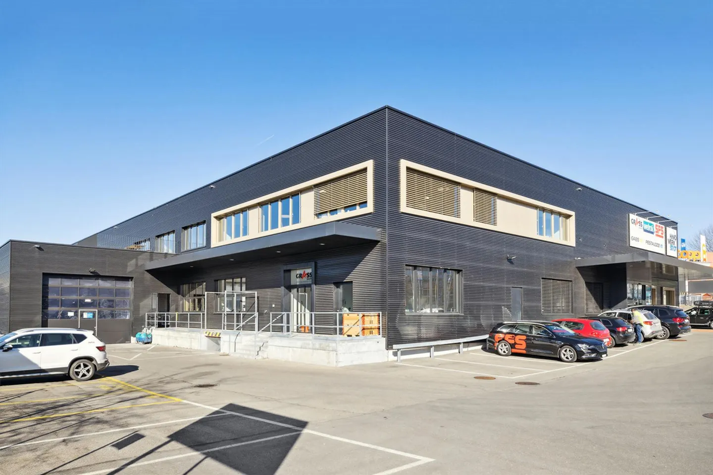 Seize Opportunities - High-Quality Office Spaces - Photo 1 of 6