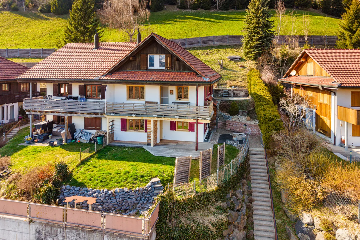 Family-friendly living in a wonderful location with a view - Photo 1 of 9