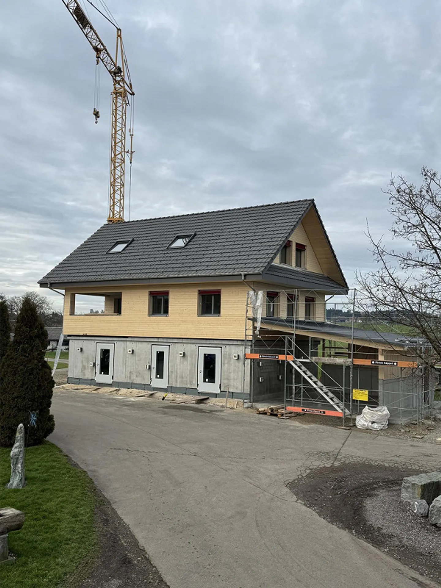 Riesige Neubauwohnung 3,5 Zimmer 150m2 - Foto 1 von 11