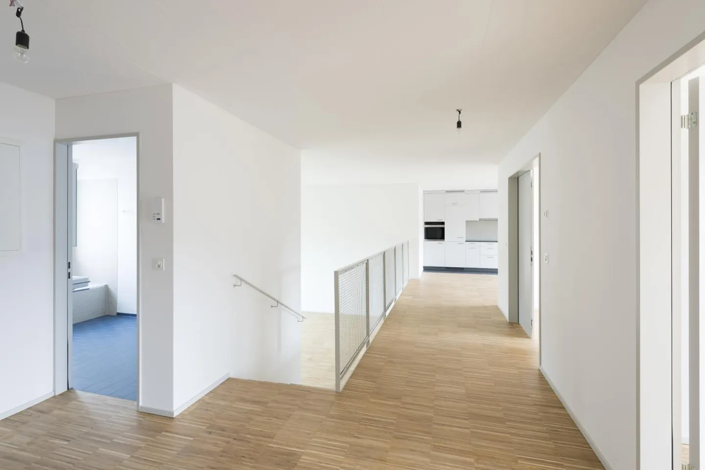 Modernes Apartment bei Bahnhof Schlieren - Foto 2 von 6