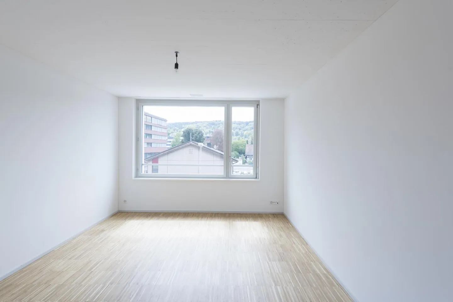 Modernes Apartment bei Bahnhof Schlieren - Foto 6 von 6