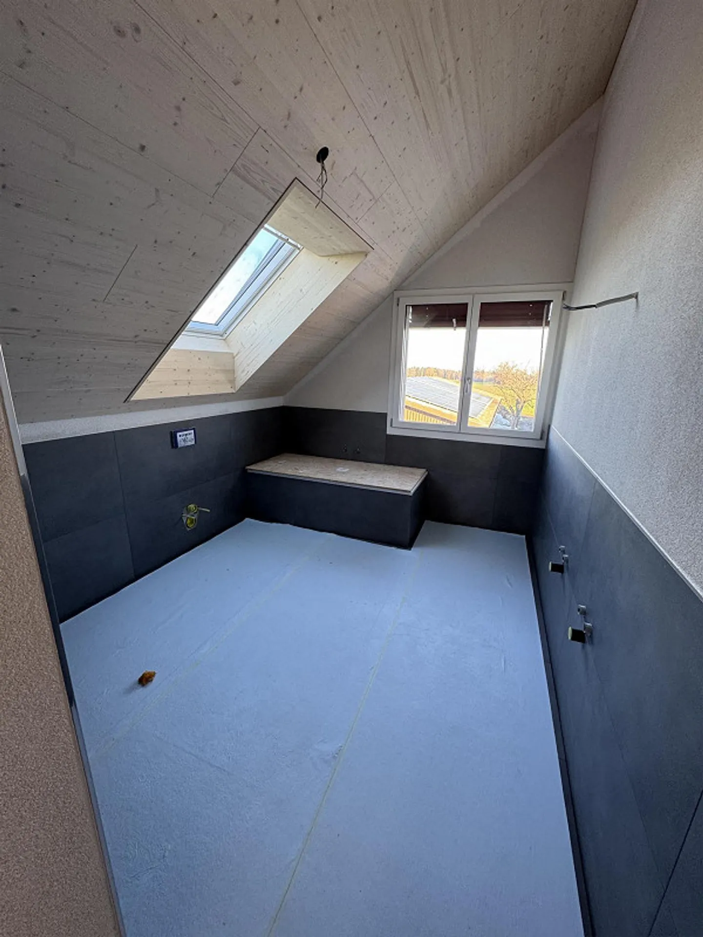 Riesige Neubauwohnung 3,5 Zimmer 150m2 - Foto 9 von 11