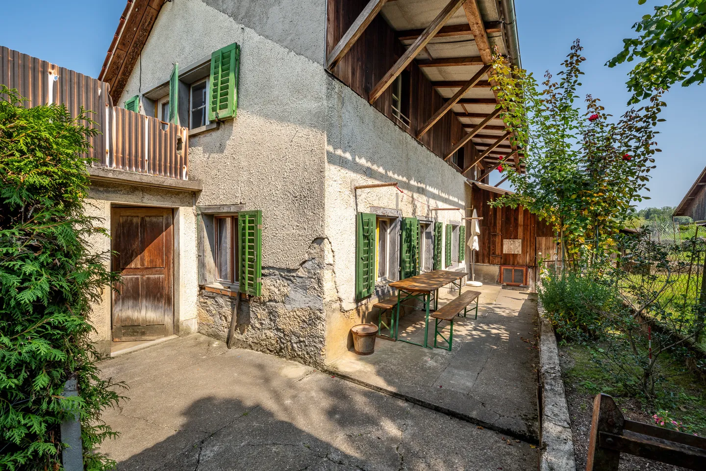 Casa unifamiliare con capanno e giardino - Foto 8 di 14