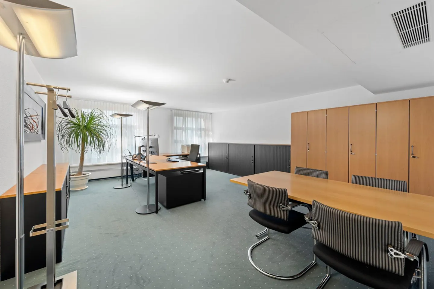 Versatile commercial spaces in prime location in Wil! - Photo 7 of 23