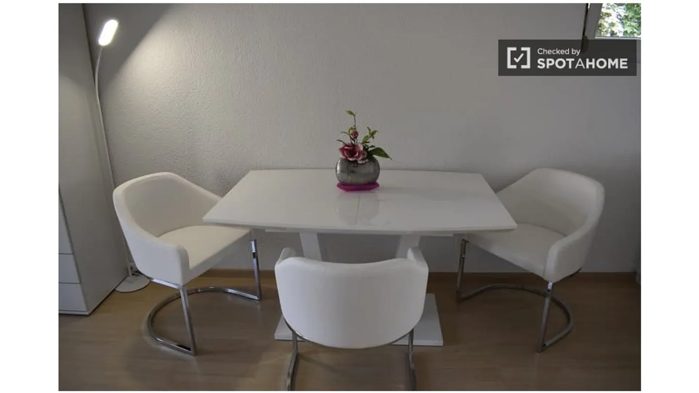 Appartement Charmant - Photo 7 sur 18