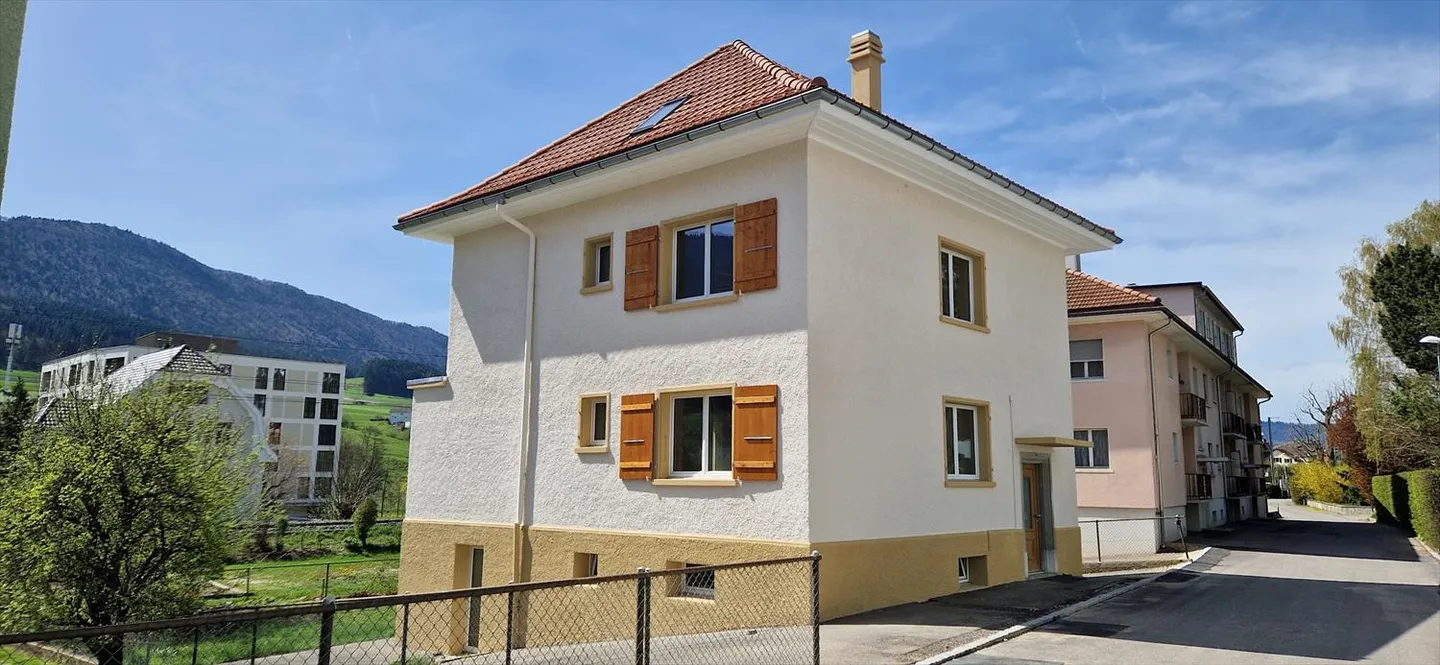 Schönes renoviertes Haus mit 2 Apartments - Foto 1 von 10