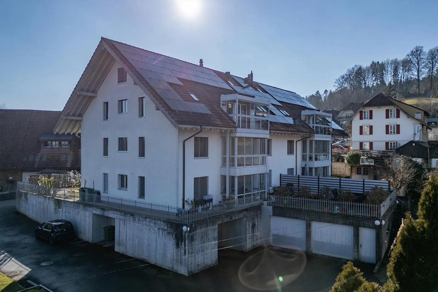 Incantevole appartamento mansardato con 4 camere a Schüpfen - disponibile da ottobre 2026 - Foto 1 di 19