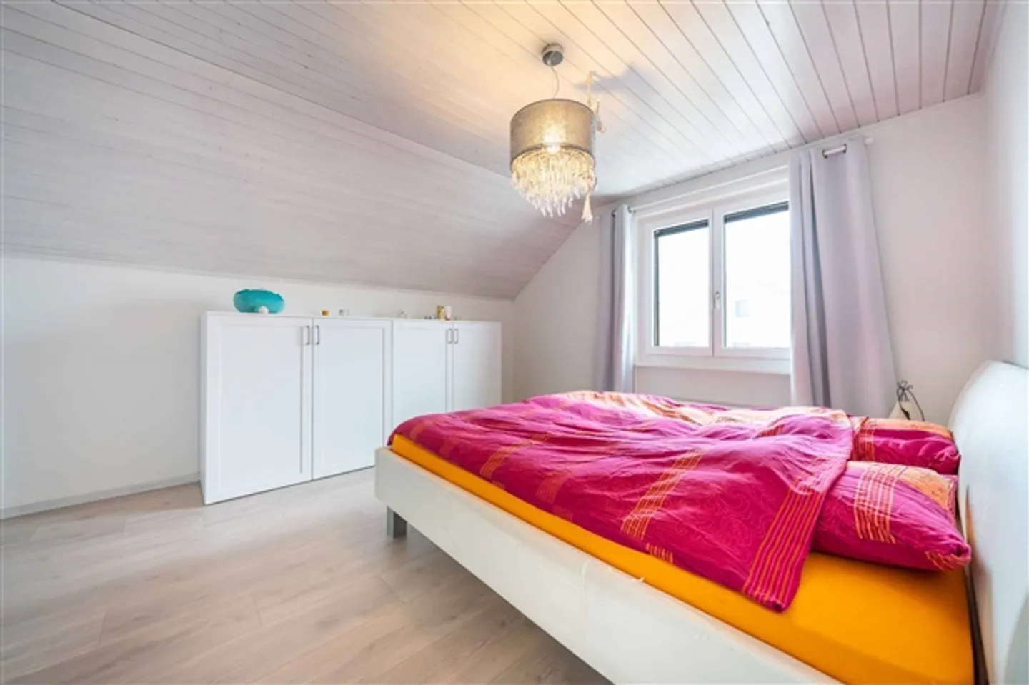 Villa individuelle de 5,5 pièces avec terrasse et jardin - Photo 4 sur 12