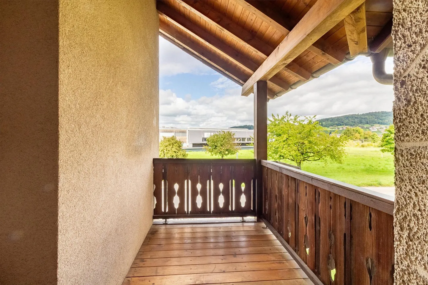 Ampio appartamento di 4½ stanze in una casa bifamiliare - Foto 11 di 19