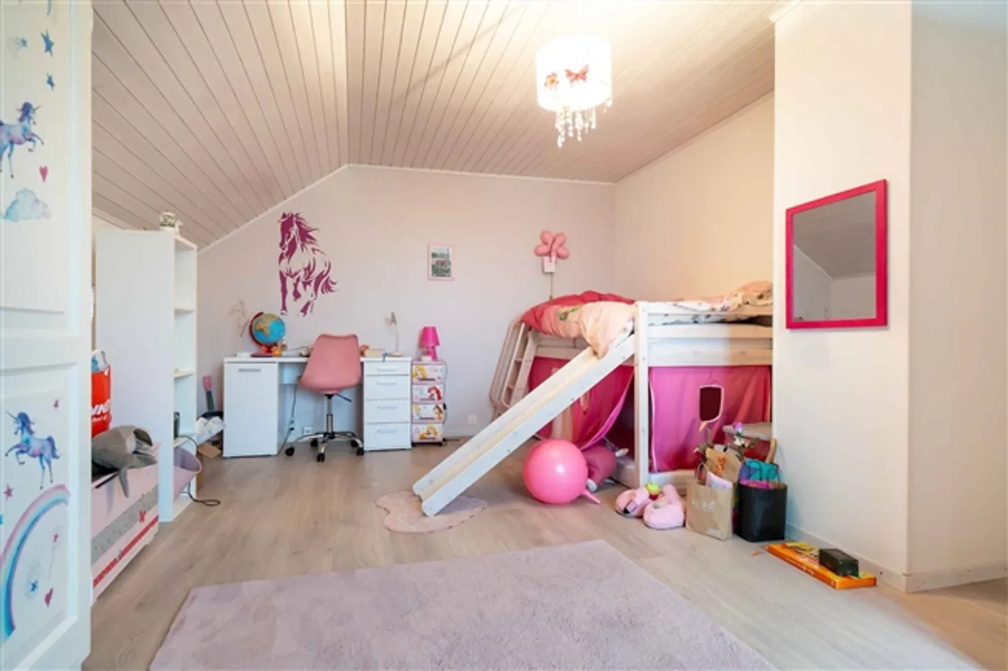 Villa individuelle de 5,5 pièces avec terrasse et jardin - Photo 6 sur 12