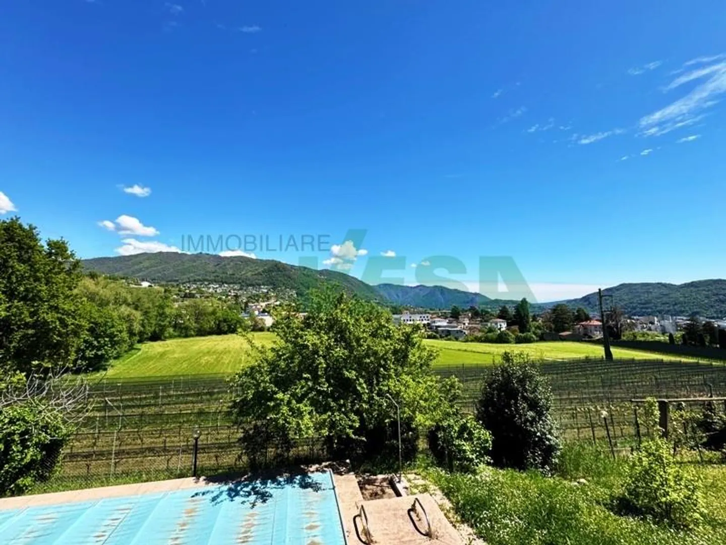 Villa spaziosa con piscina - Foto 3 di 11