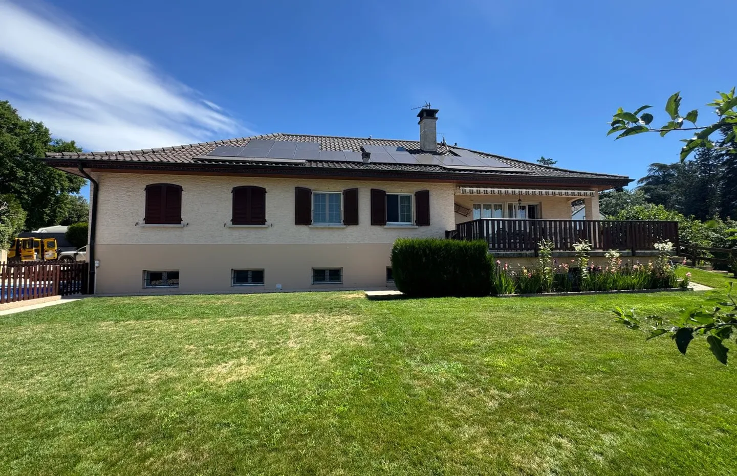 Villa with 8 rooms in occupied viager without rent – Pool and garden – Vernier (GE) - Photo 3 of 10