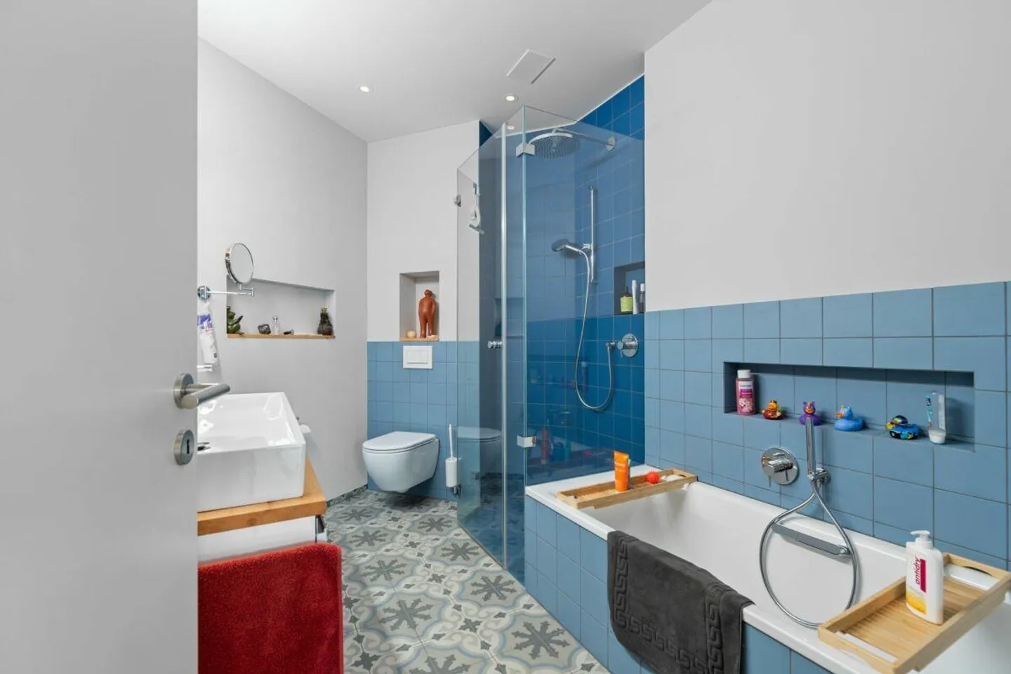 Exclusive 5.5-room apartment as primary residence with 145 m² - Photo 7 of 14