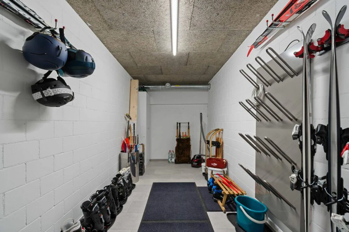 Exclusive 5.5-room apartment as primary residence with 145 m² - Photo 13 of 14