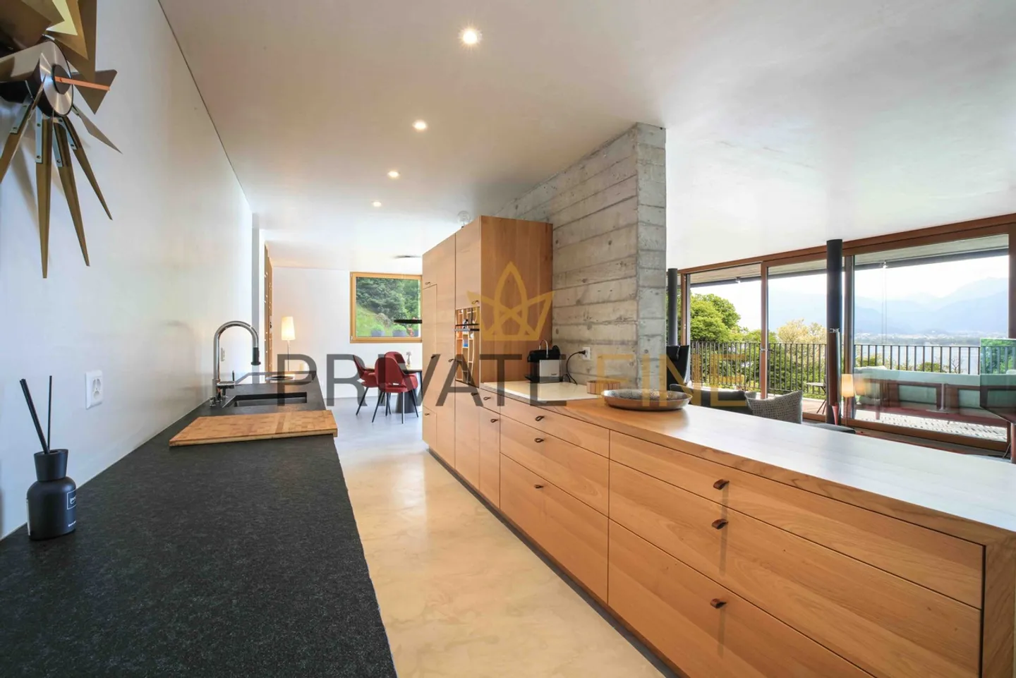 Villa Designer 6.5 pièces avec piscine et vue sur le lac sans restriction (30) - Photo 4 sur 18