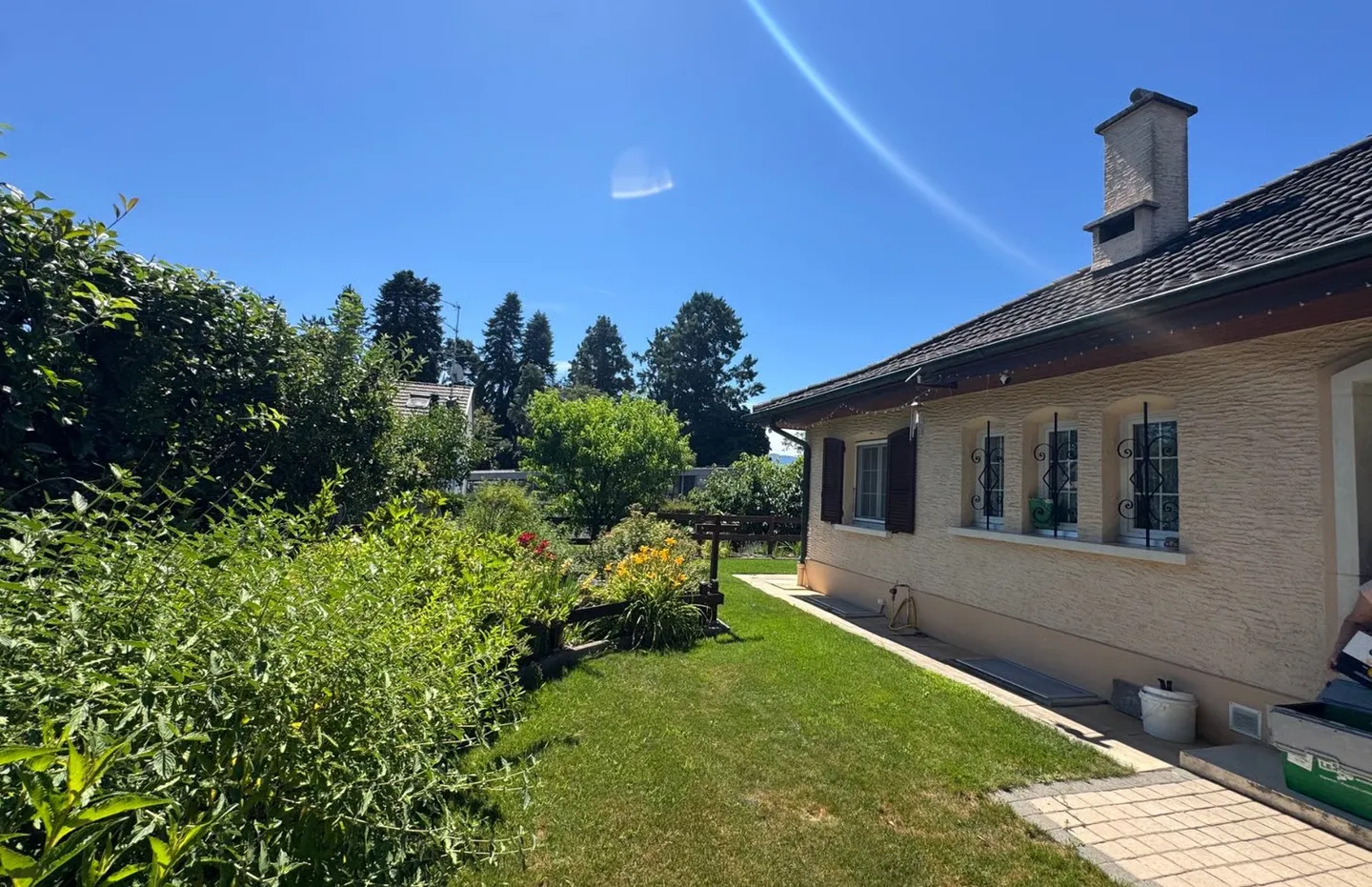 Villa with 8 rooms in occupied viager without rent – Pool and garden – Vernier (GE) - Photo 5 of 10