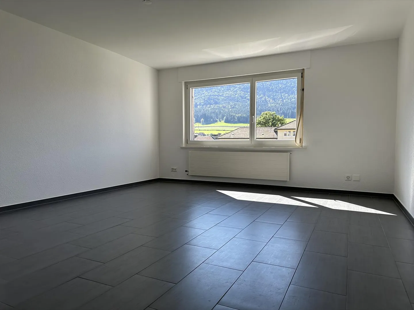 Appartement rénové au dernier étage - Photo 9 sur 23