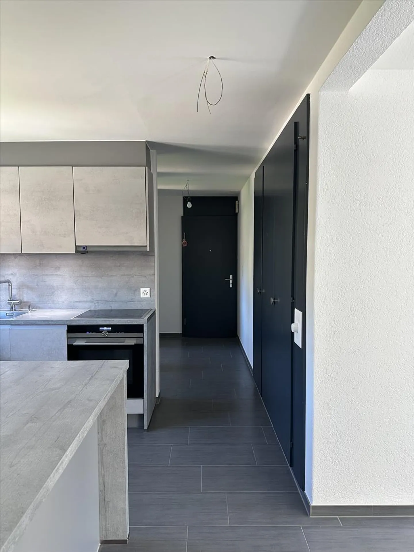 Appartement rénové au dernier étage - Photo 14 sur 23