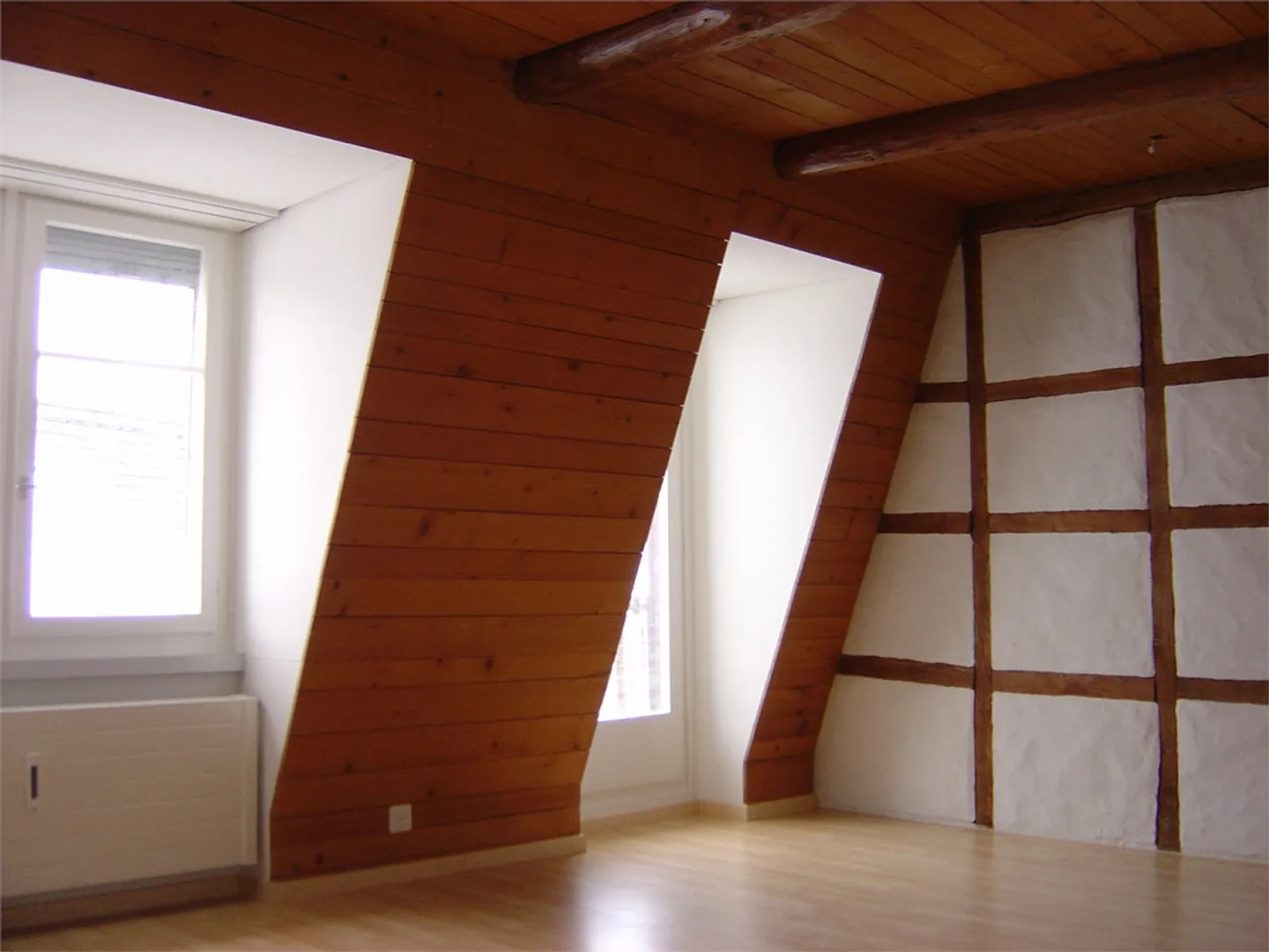 Appartamento attico romantico di 2 1/2 stanze nel centro storico - Foto 3 di 8