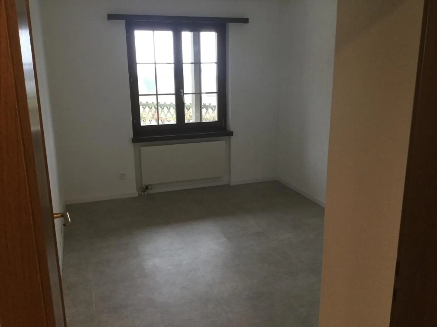 2 Room Apartment - Photo 3 of 5