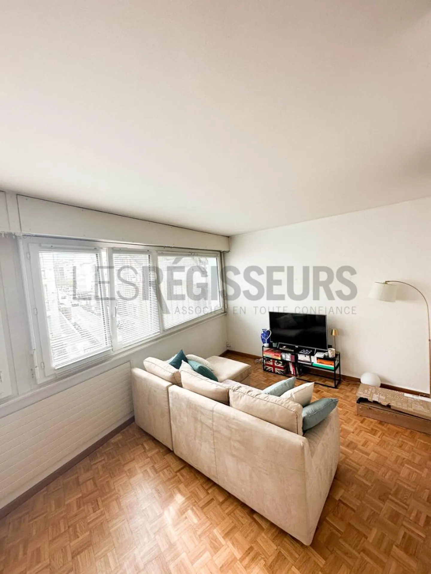 2-room apartment - Photo 3 of 5