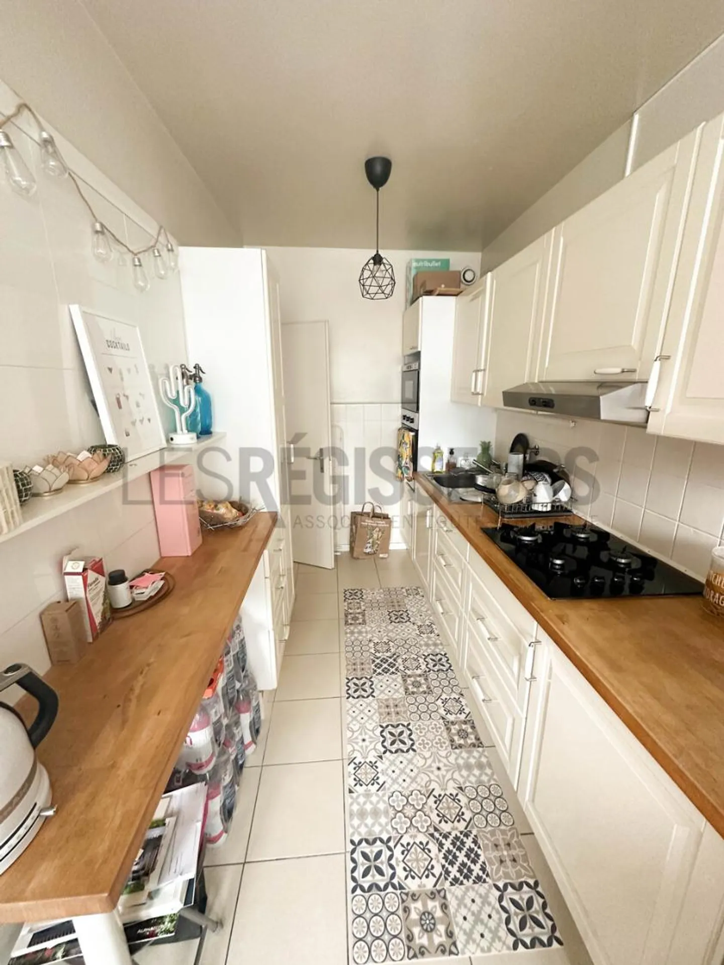 2-room apartment - Photo 1 of 5