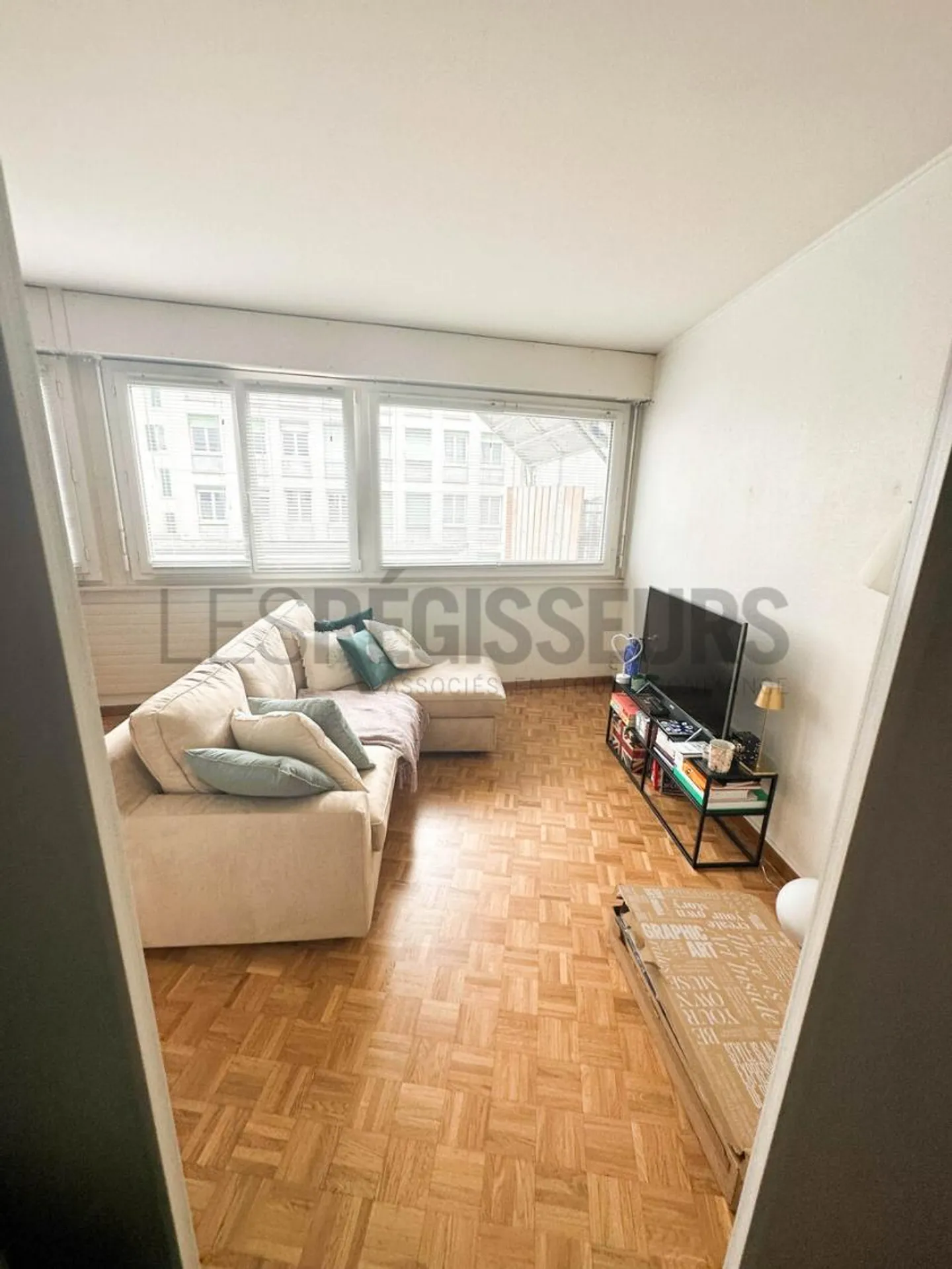 2-room apartment - Photo 2 of 5