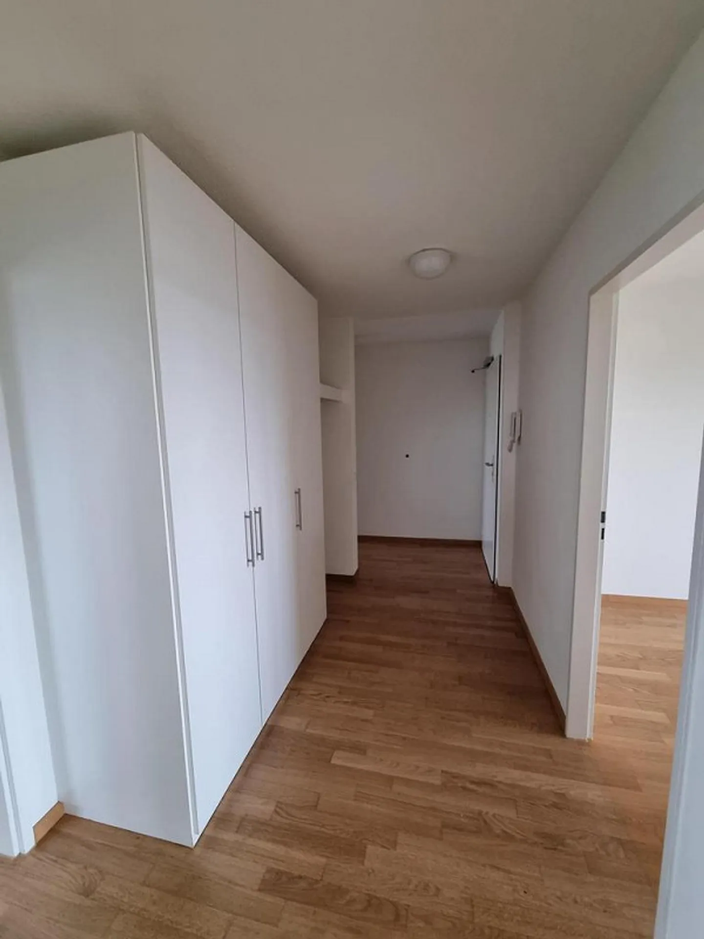 Appartement 4.5 pièces au 5ème étage - Votre nouveau chez-vous à Sisseln - Photo 2 sur 10