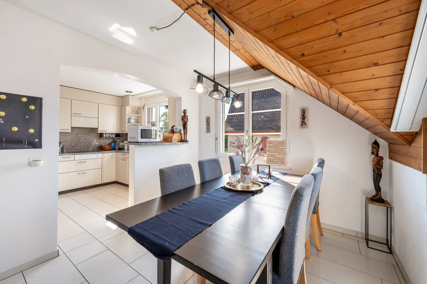 Maisonette di 4,5 stanze con bella vista - Foto 2 di 13