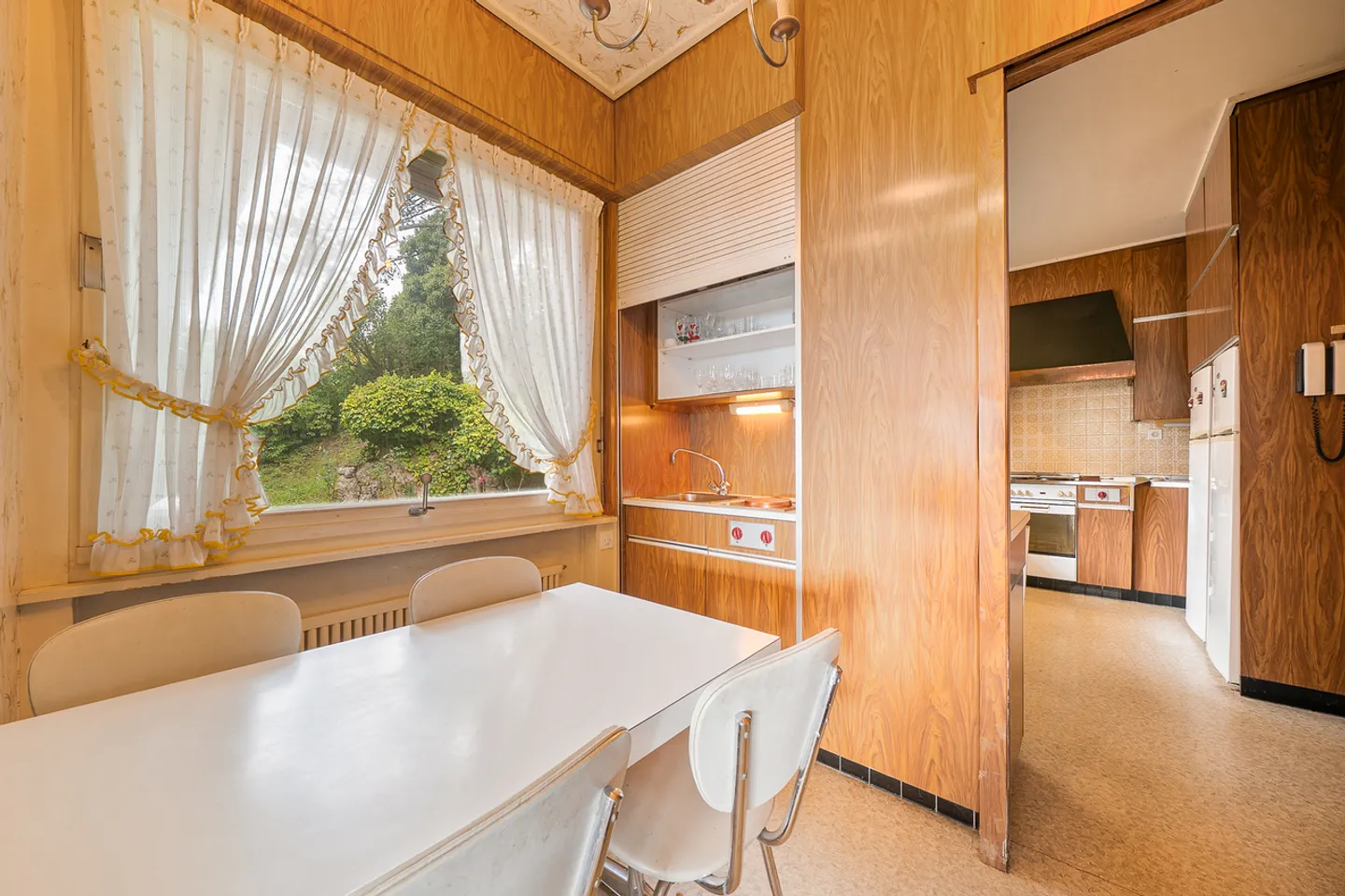 Villa Charmante avec Vue sur le Lac - Photo 8 sur 18