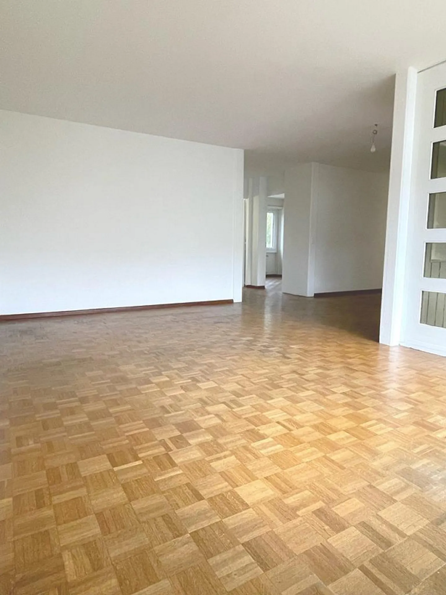Grosszügige Wohnung mit fantastischer Aussicht - Foto 6 von 12