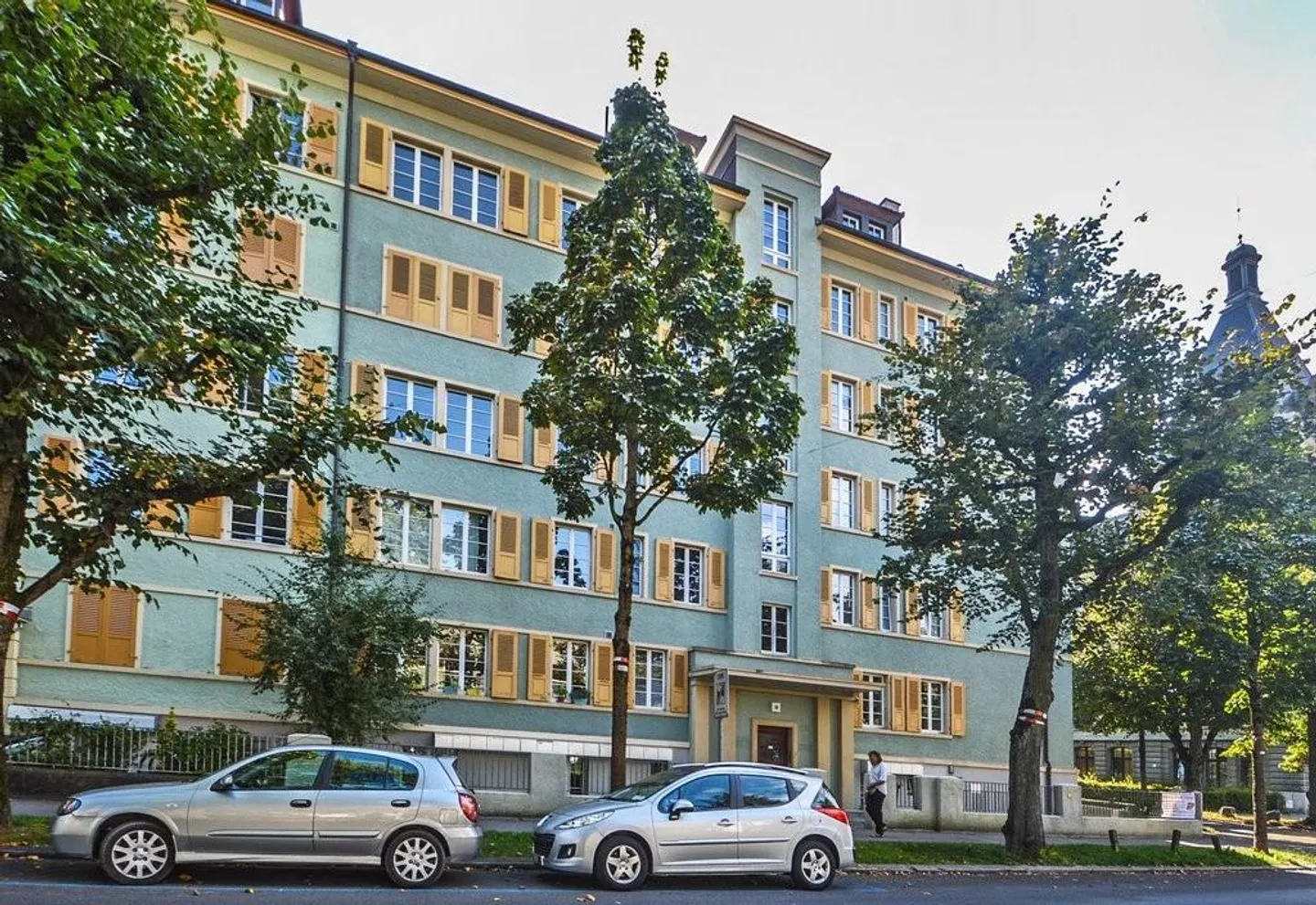 Mansard room near Viktoriaplatz for rent! - Photo 1 of 3