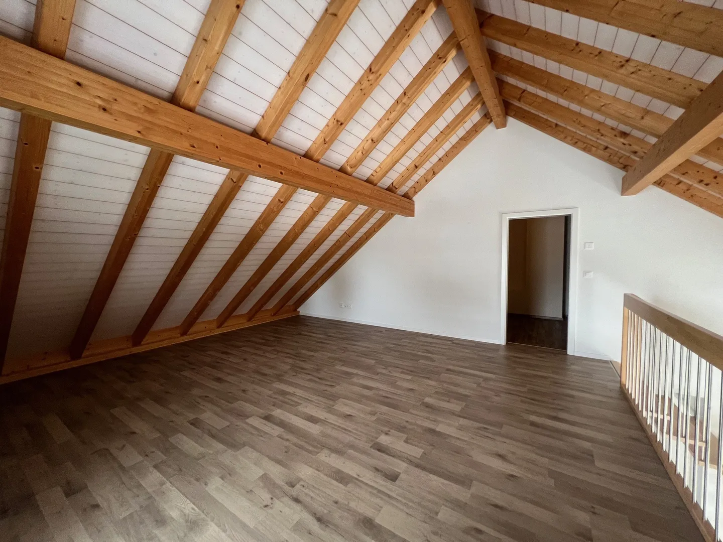 Geräumige 4.5-Zimmer Wohnung - Foto 8 von 11